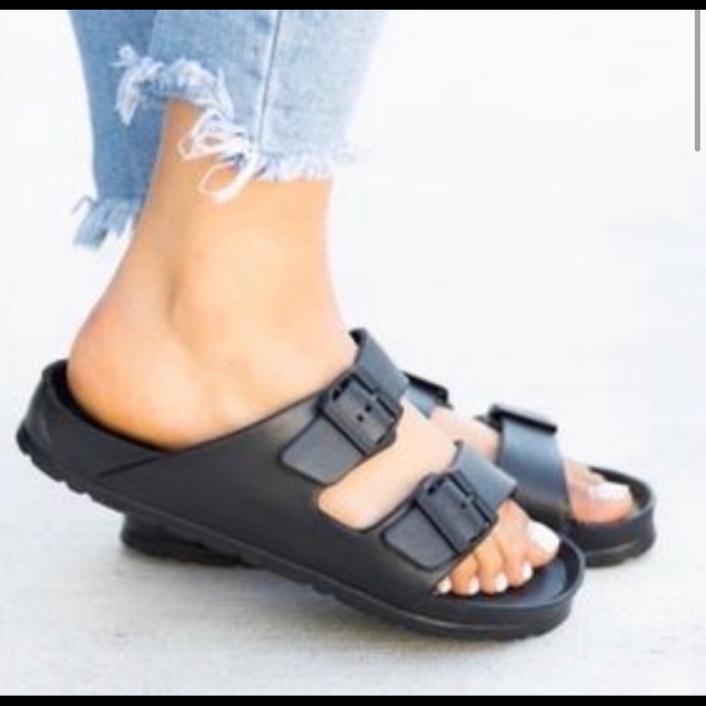 NWT foam BIRK style slip ons